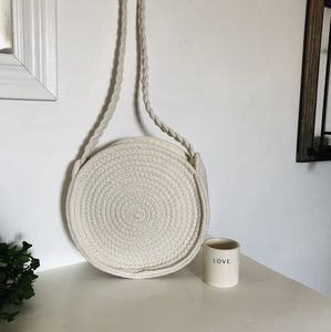 URBAN OUTFITTERS Crochet Circle Bag